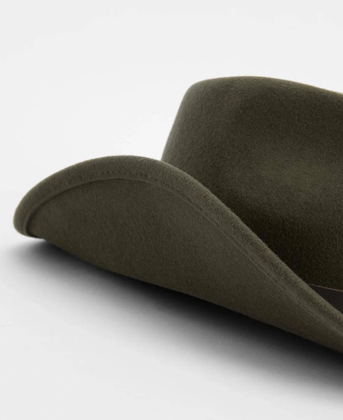 BARBOUR_MHA0007_OL71_OLIVE
